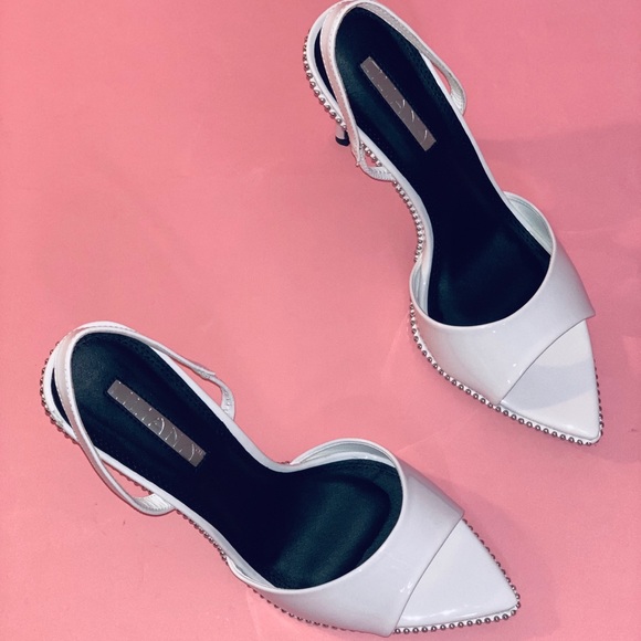 So Classy White Slingback Sexy Heels - BOUTIQUE - Picture 3 of 5